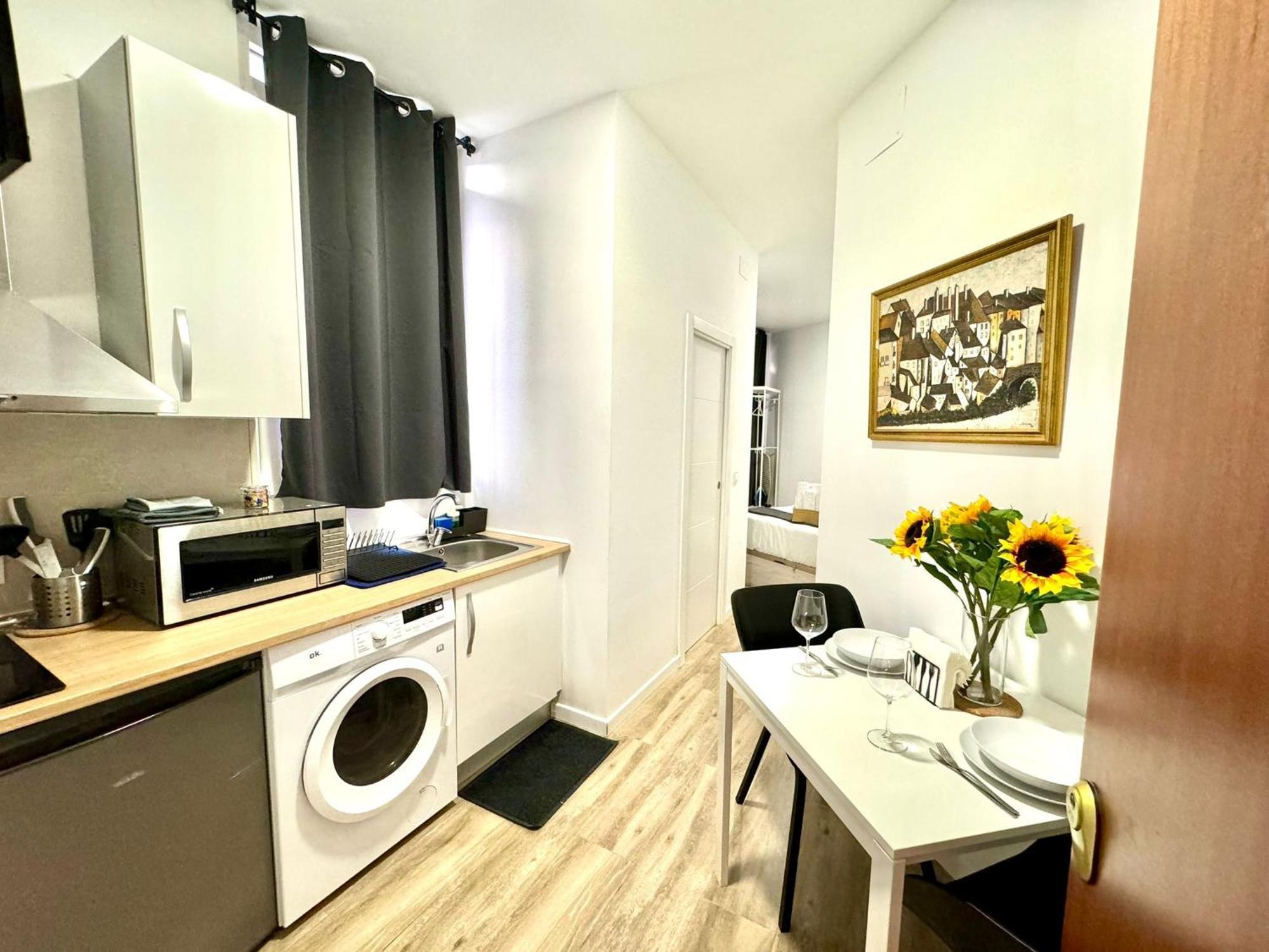 Apartamentos Madrid Connection - Universidad By Oshun Apartments Extérieur photo