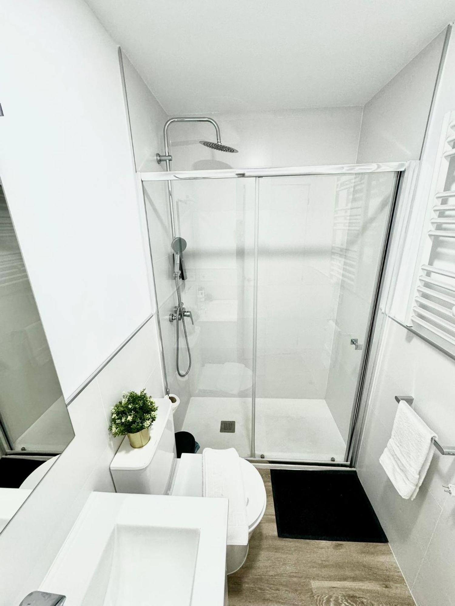 Apartamentos Madrid Connection - Universidad By Oshun Apartments Extérieur photo