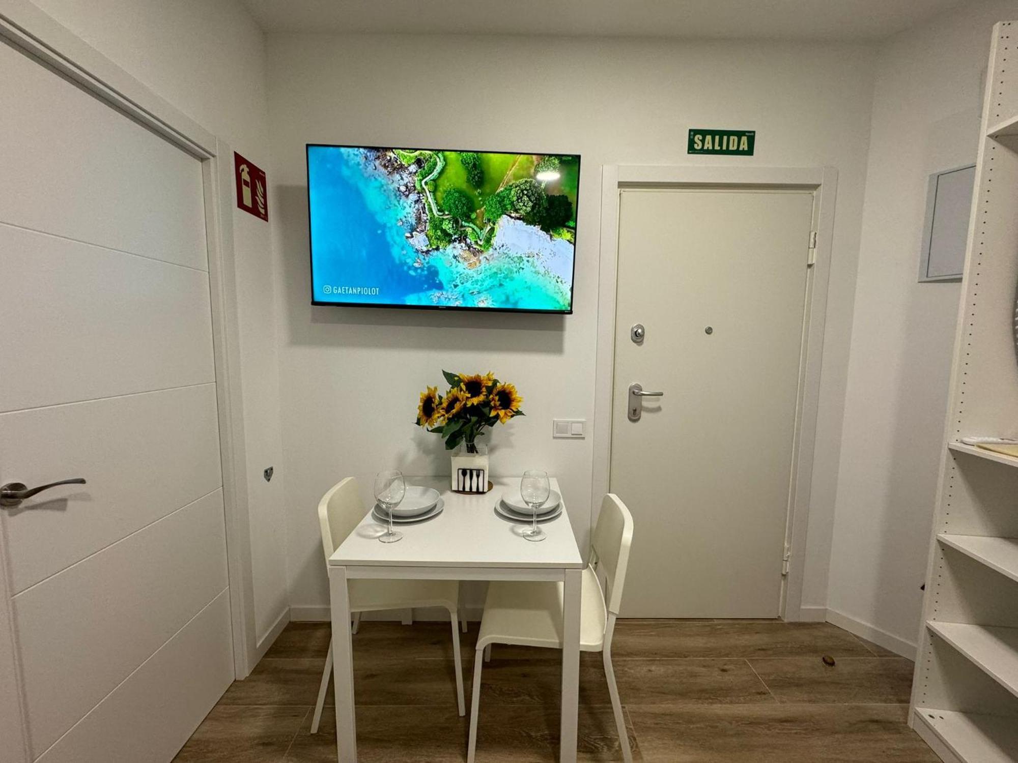 Apartamentos Madrid Connection - Universidad By Oshun Apartments Extérieur photo