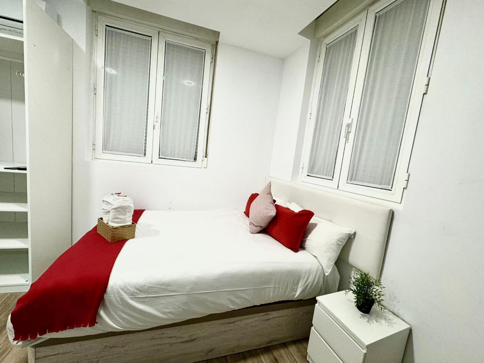 Apartamentos Madrid Connection - Universidad By Oshun Apartments Extérieur photo