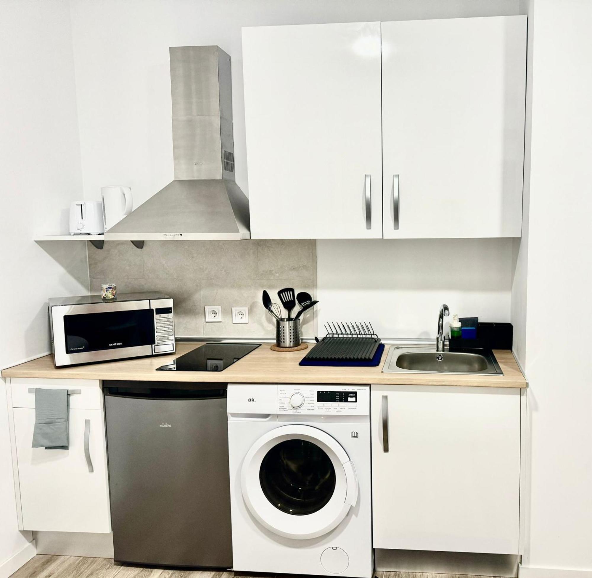 Apartamentos Madrid Connection - Universidad By Oshun Apartments Extérieur photo